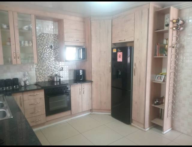 2 BEDROOM HOUSE FOR SALE IN EVATON WEST